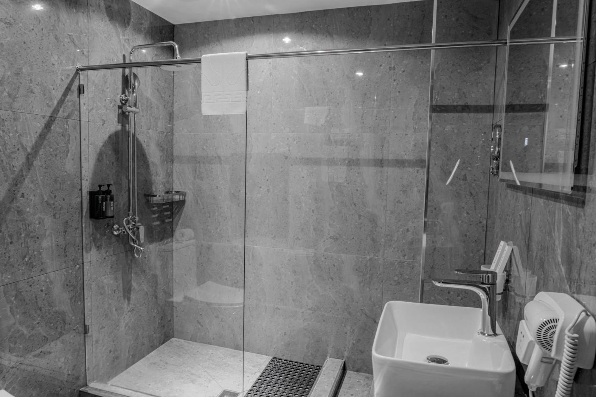 Husma Hotel & Spa Tashkent Esterno foto